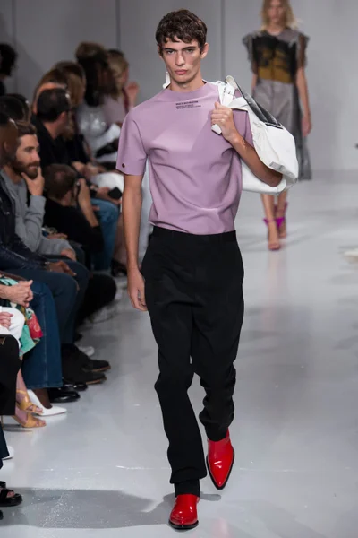 Look 62